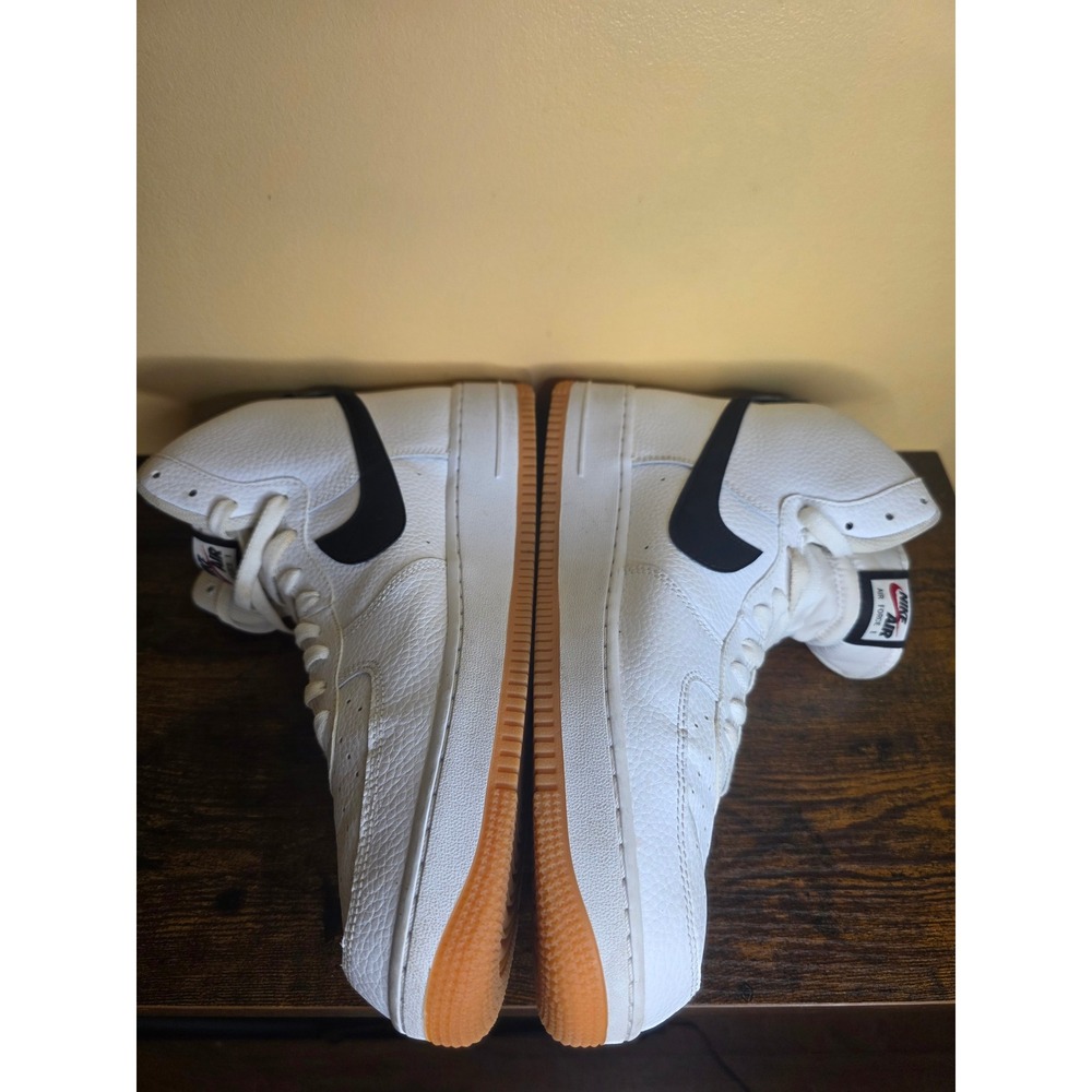 Nike Air Force 1 High White Black Gum Sole Tumbled Leather Sneakers Mens 11.5 - Picture 7 of 13